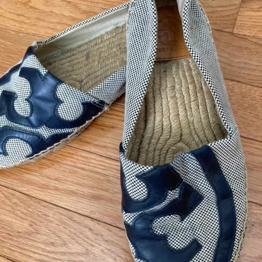 Tory Burch slip on shoes.   8.5